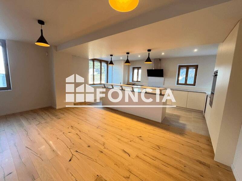 Maison à louer, 348m², CHENS SUR LEMAN