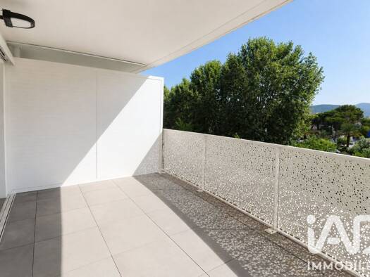Appartement à vendre 270 000 € 2 pièces 1 chambre 46 m² Étage 2/6 Le Cottage Mandelieu-la-Napoule 06210