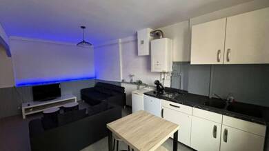 Appartement à louer 630 € 2 pièces 1 chambre 40 m² Stade-Bourg Beaumont 63110