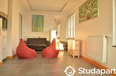 Appartement à louer 570 € 1 pièce 5 chambres 12 m² RDC Boissiere Trappes 78190
