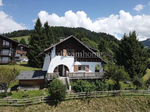 Chalet à vendre 735 000 € 7 chambres 180 m² 1 100 m² de terrain Notre-Dame-de-Bellecombe 73590