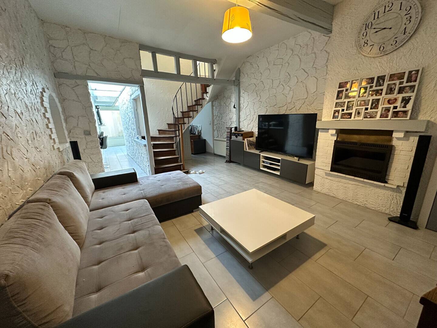 Maison à vendre, 228m², PONT SUR YONNE