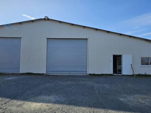 Local commercial à vendre 375 000 € 685 m² de surface de vente Les Epesses 85590