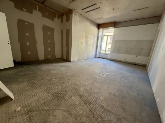 Appartement à vendre 54 000 € 2 pièces 1 chambre 33,4 m² RDC Chalon-sur-Saône 71100