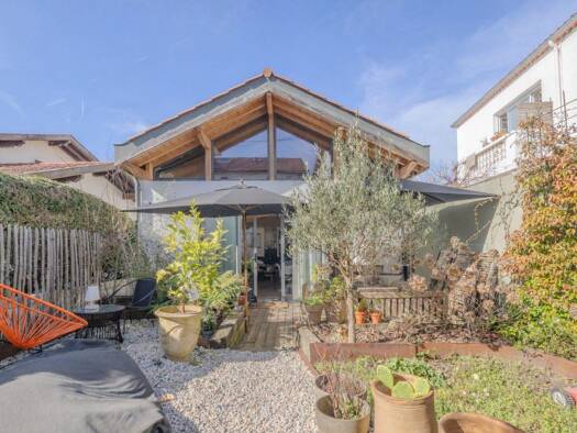 Maison à vendre 735 000 € 3 pièces 2 chambres 64 m² 118 m² de terrain Halles-Hurlague Biarritz 64200