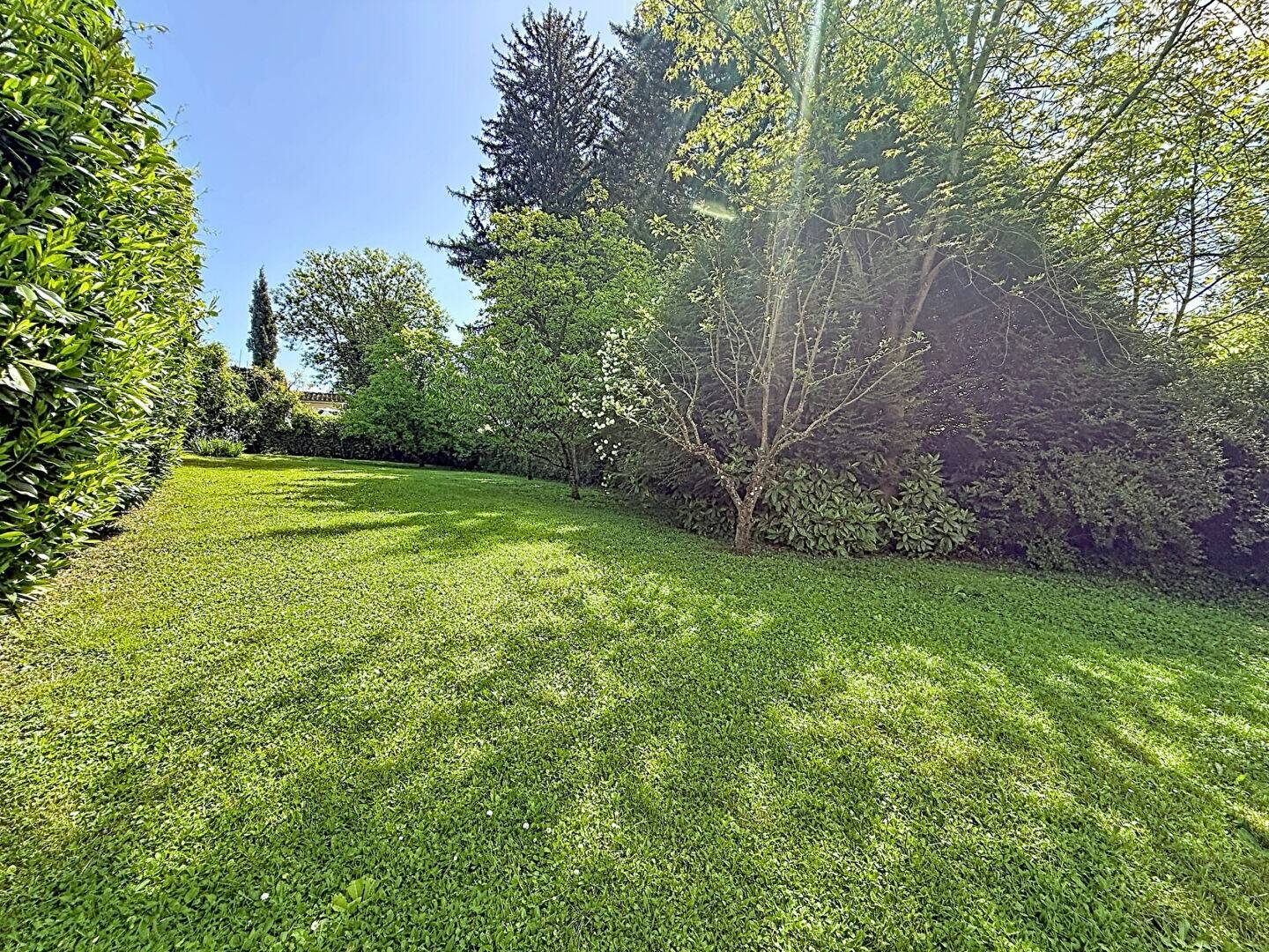 Maison à vendre, 140m², VILLIEU LOYES MOLLON