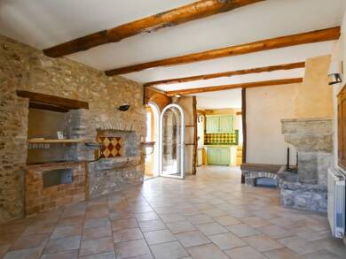 Maison à vendre 249 000 € 5 pièces 4 chambres 122 m² 115 m² de terrain Uzès 30700