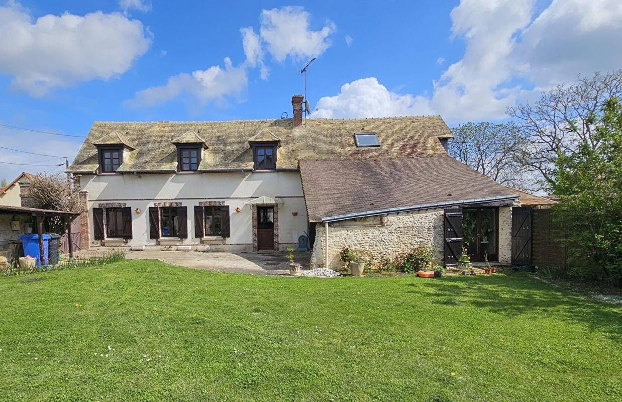 Maison à vendre, 147m², HOUDAN