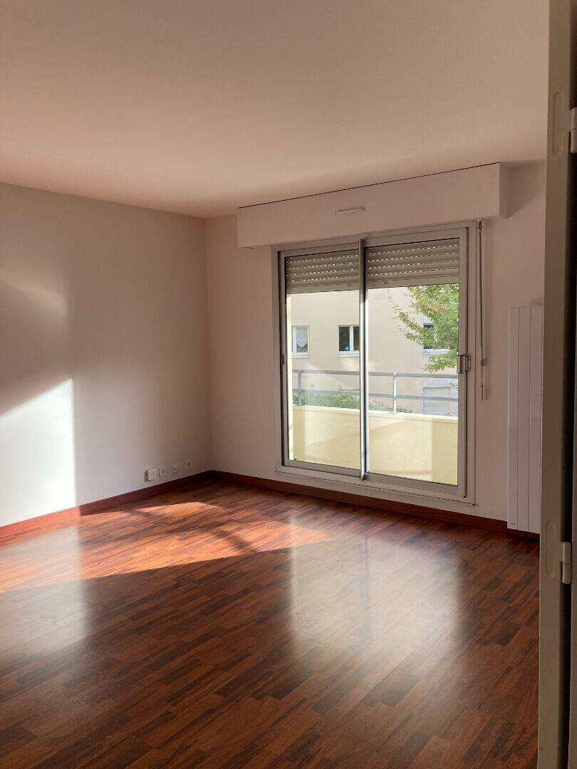Maison à louer, 43m², COURBEVOIE