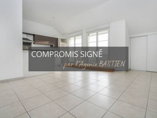 Appartement à vendre 450 000 € 4 pièces 3 chambres 90,4 m² Étage 2/2 Thoiry 01710