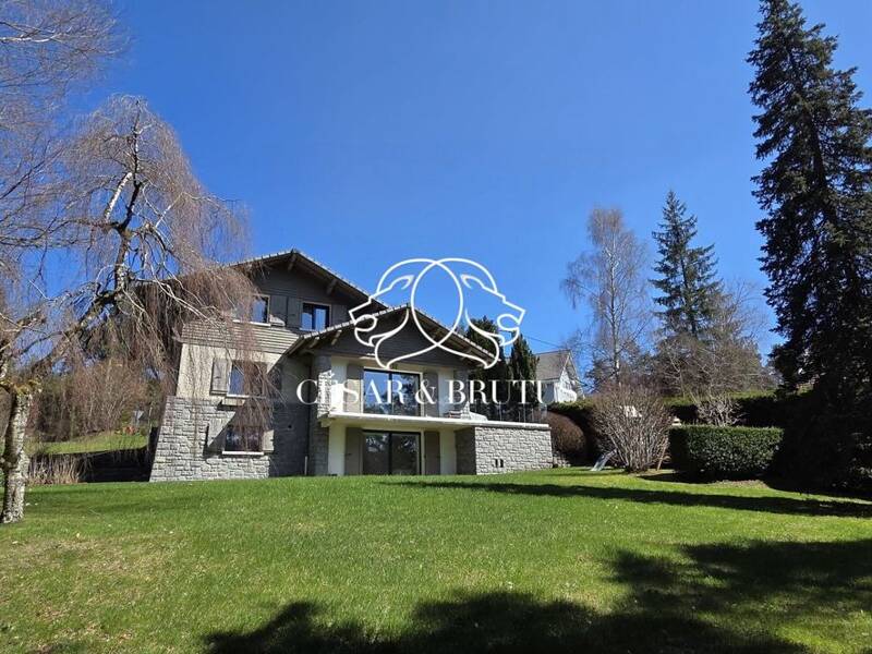 Maison à vendre, 200m², LE CHAMBON SUR LIGNON