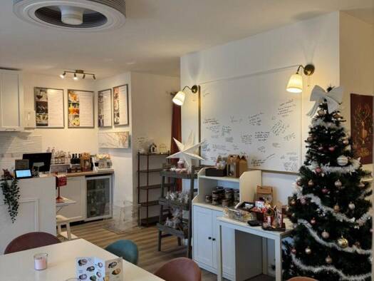 Local commercial à vendre 44 000 € 53 m² de surface de vente Cheval-Blanc 84460