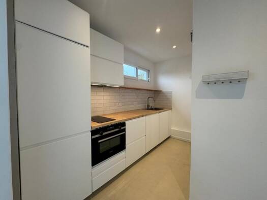 Appartement à vendre 100 800 € 1 pièce 27 m² Étage 4/5 Le Mans 72000