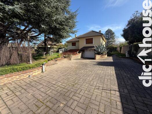 Maison de plain-pied à vendre 535 000 € 5 pièces 3 chambres 106 m² 2 079 m² de terrain Luc-sur-Mer 14530