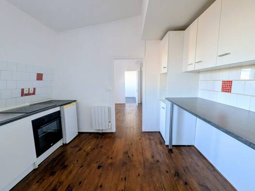 Appartement à louer 415 € 2 pièces 1 chambre 33,7 m² Étage 4/4 Elbeuf 76500