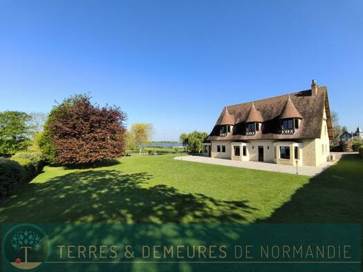 Maison à vendre 1 099 000 € 8 pièces 3 chambres 270 m² 5 814 m² de terrain Secteur Sauvegarde Honfleur 14600