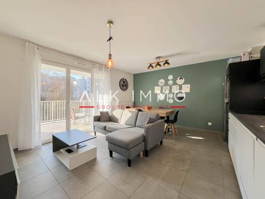 Appartement à vendre 318 000 € 3 pièces 2 chambres 60,1 m² Étage 4/6 Bois Gentil-Longiret Annecy 74600