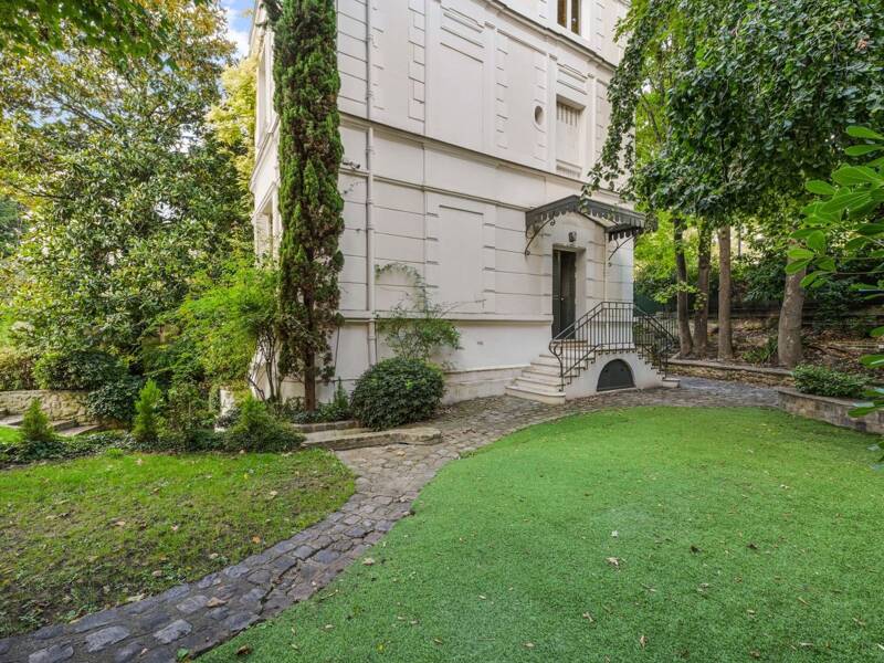 Maison à louer, 246m², PARIS 16E