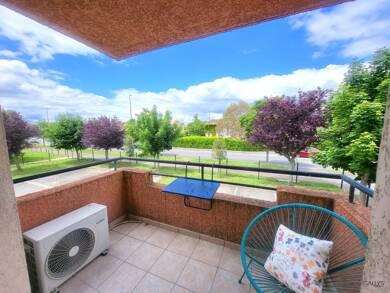 Appartement à vendre 143 000 € 2 pièces 1 chambre 46,8 m² Dernier étage, Étage 1/1 Centre Cugnaux 31270