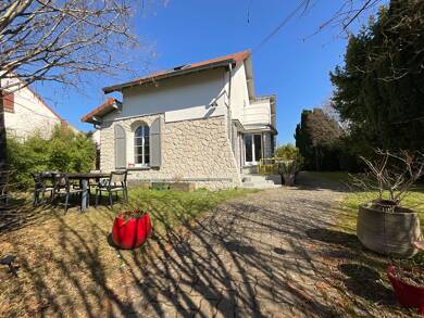 Maison à louer 2 100 € 7 pièces 4 chambres 122 m² 788 m² de terrain Denouval Andresy 78570