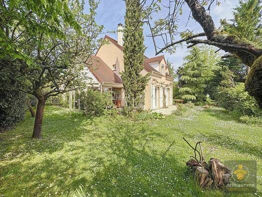 Maison à vendre 480 000 € 7 pièces 6 chambres 175 m² 658 m² de terrain La Butte du Berger Marolles-en-Brie 94440