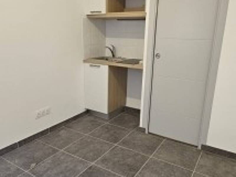 Maison à louer, 11m², ORAISON