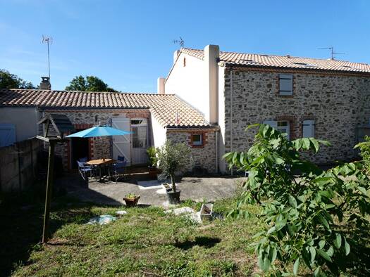 Maison à vendre 299 000 € 5 pièces 3 chambres 131 m² 600 m² de terrain Saint-Viaud 44320