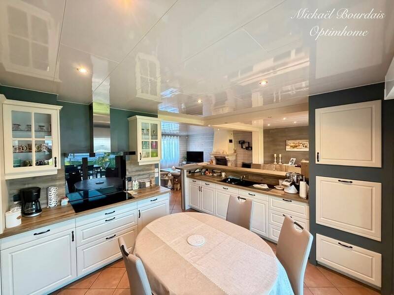 Maison à vendre, 210m², LA SUZE SUR SARTHE