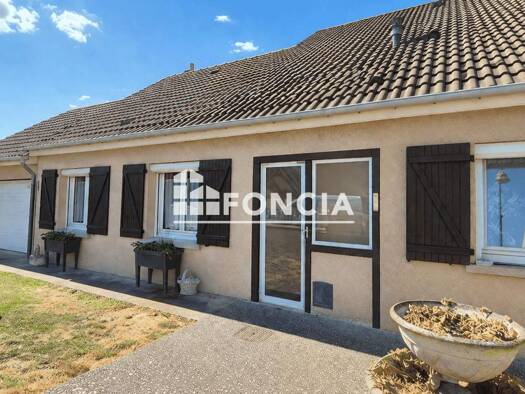 Pavillon à vendre 237 600 € 5 pièces 3 chambres 117,42 m² Oiry 51530