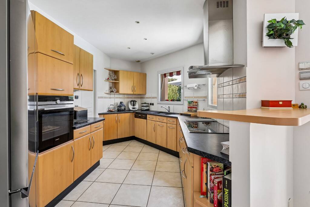 Maison à vendre, 181m², SOURCIEUX LES MINES
