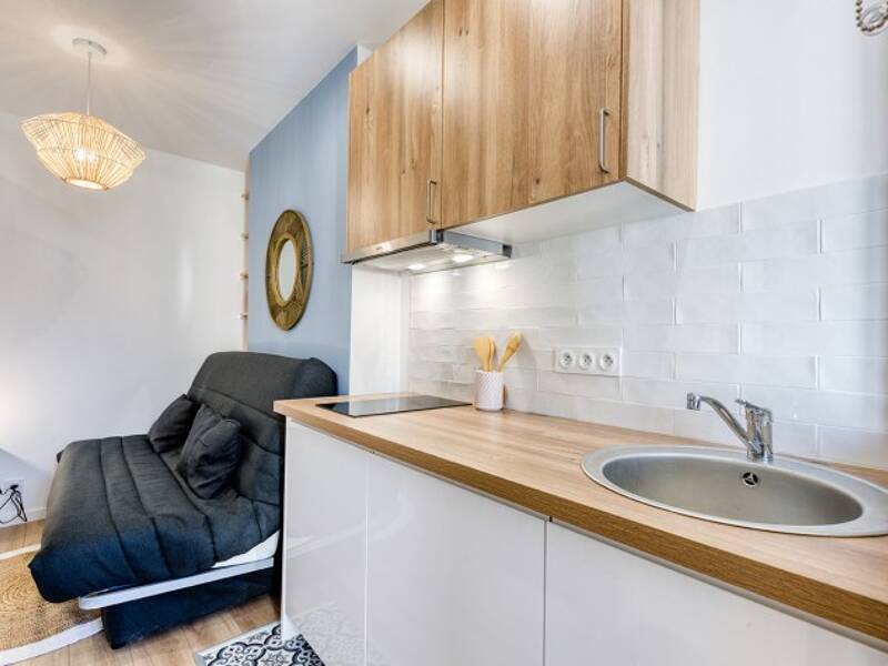 Maison à louer, 13m², PARIS 18E