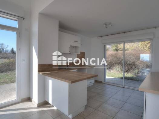 Maison à vendre 690 000 € 4 pièces 3 chambres 106 m² Thoiry 01710