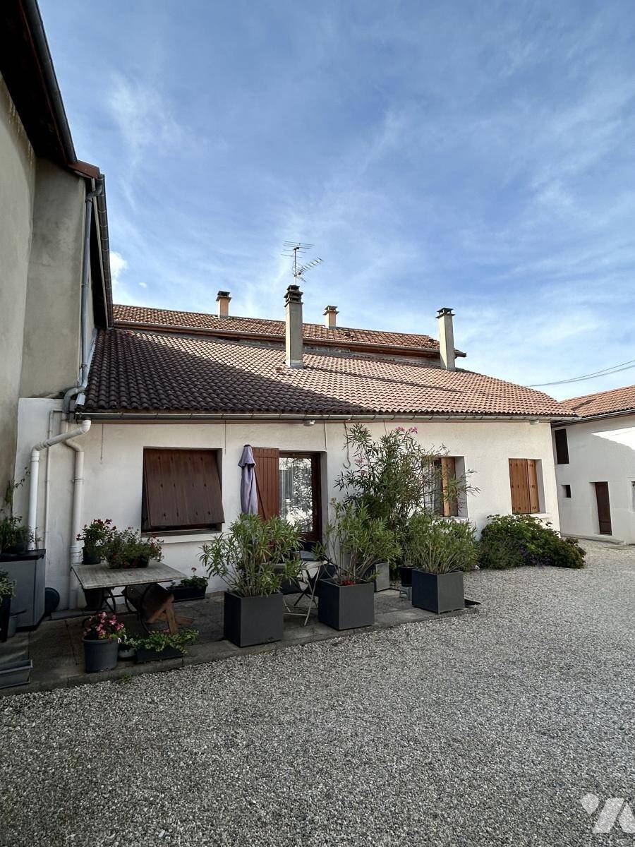 Maison à vendre, 0m², VARCES ALLIERES ET RISSET