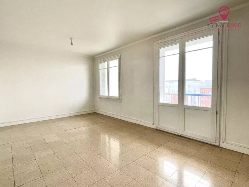 Maison à louer, 69m², LYON 8E