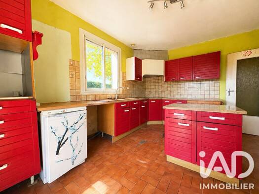 Maison de plain-pied à vendre 230 000 € 4 pièces 3 chambres 106,21 m² 4 633 m² de terrain Le Grès 31480