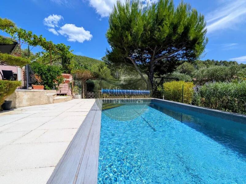 Maison à vendre, 180m², CUGES LES PINS