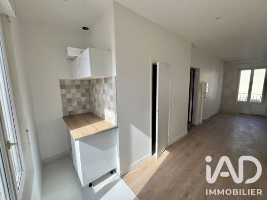Duplex à vendre 116 000 € 2 pièces 1 chambre 33,5 m² RDC/2 Croix Saint Loup-Saint Nicolas Meaux 77100