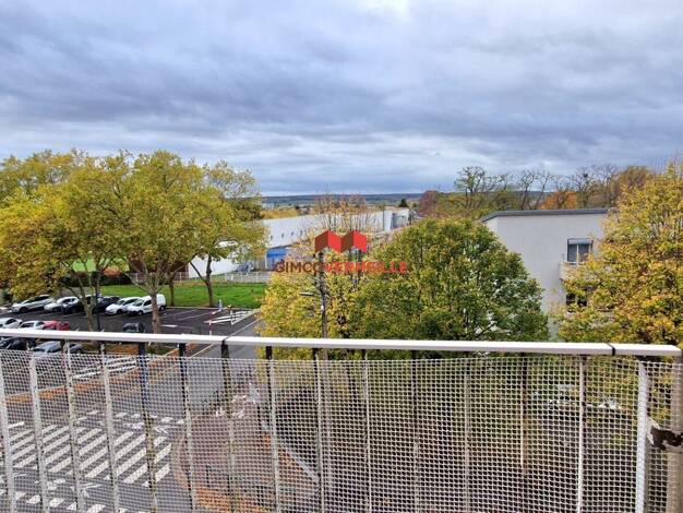 Appartement à vendre 210 000 € 4 pièces 3 chambres 68 m² Étage 3/4 Boutries Conflans-Sainte-Honorine 78700