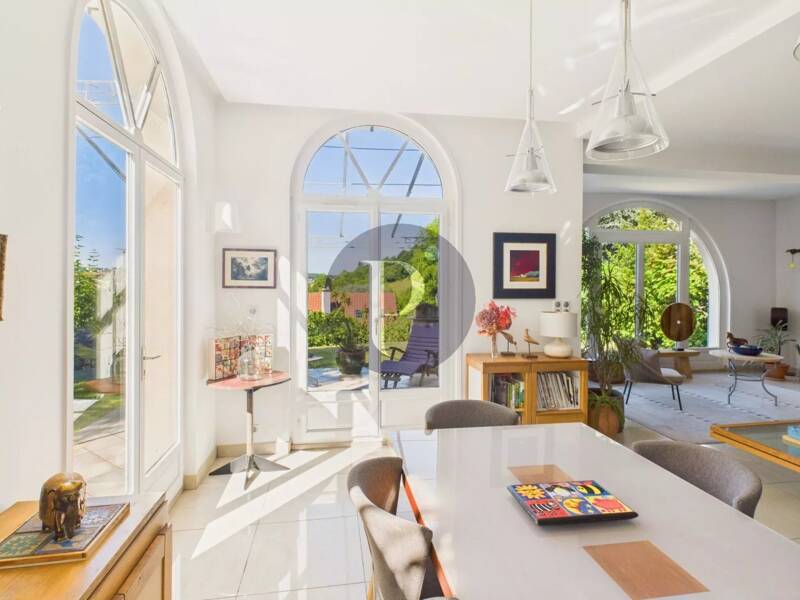 Maison à vendre, 226m², VERRIERES LE BUISSON