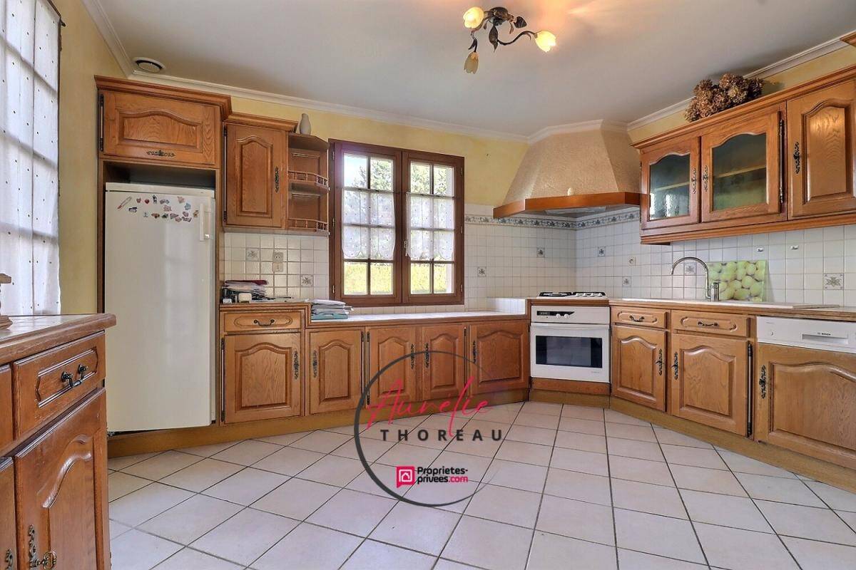 Maison à vendre, 150m², NEUVILLE AUX BOIS