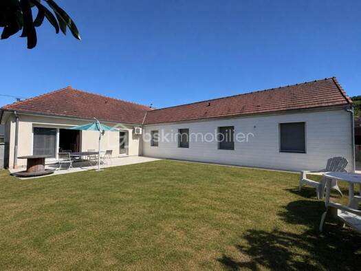 Maison de plain-pied à vendre 220 000 € 8 pièces 5 chambres 150 m² 607 m² de terrain Montreuil-La Neuville-Marquette Laon 02000