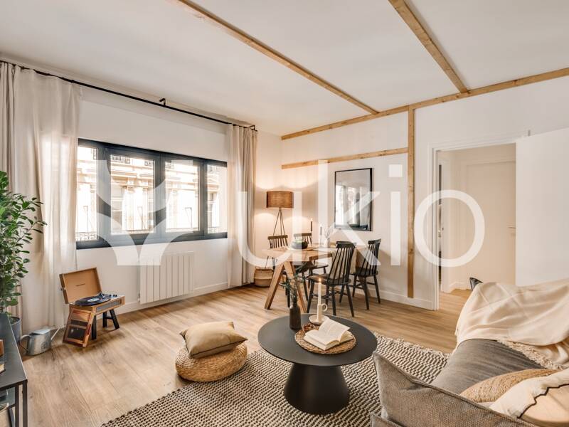 Maison à louer, 50m², PARIS 9E