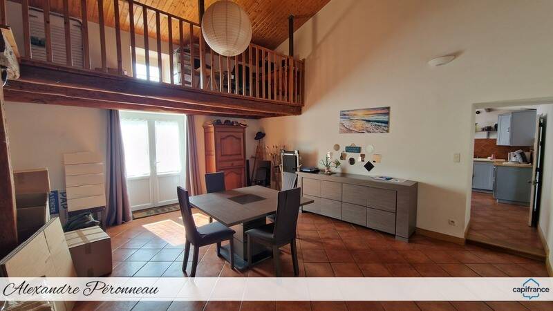 Maison à vendre, 170m², SAINT JEAN DE LIVERSAY
