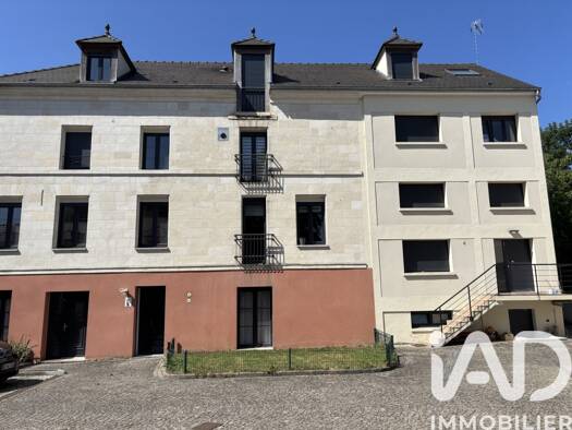 Appartement à louer 1 050 € 5 pièces 4 chambres 104,8 m² Étage 3/3 Monchy-Humières 60113
