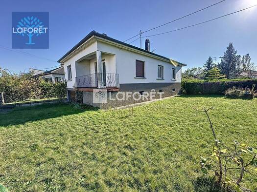Maison de plain-pied à vendre 370 000 € 4 pièces 3 chambres 84 m² 676 m² de terrain Sud Ostwald 67540