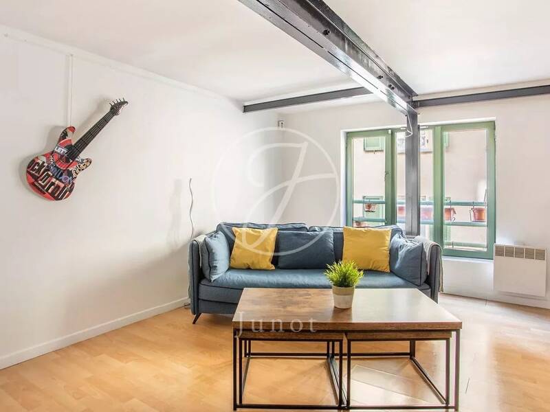 Maison à louer, 61m², PARIS 18E