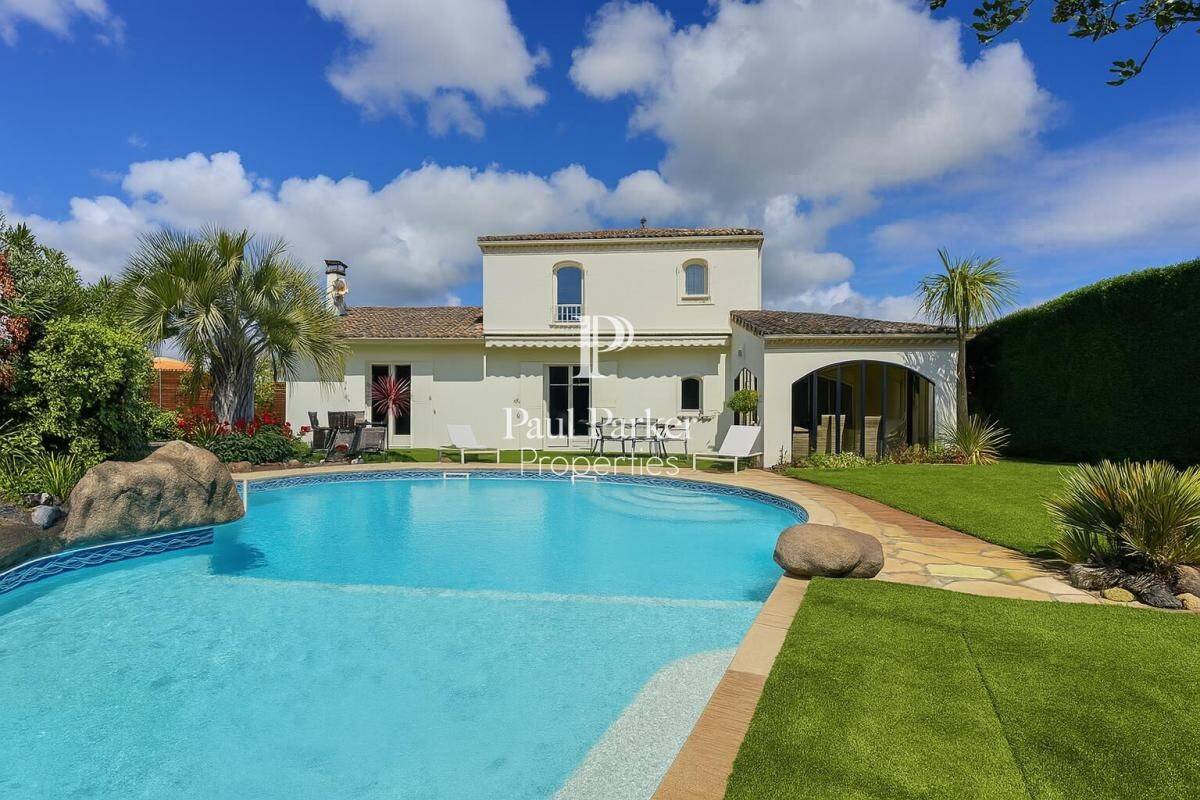 Maison à vendre, 181m², MERIGNAC