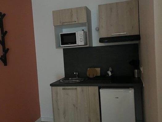 Appartement à louer 490 € 1 pièce 21,7 m² Étage 4/4 Saint Marc-Croix de Pierre-Saint Nicaise Rouen 76000