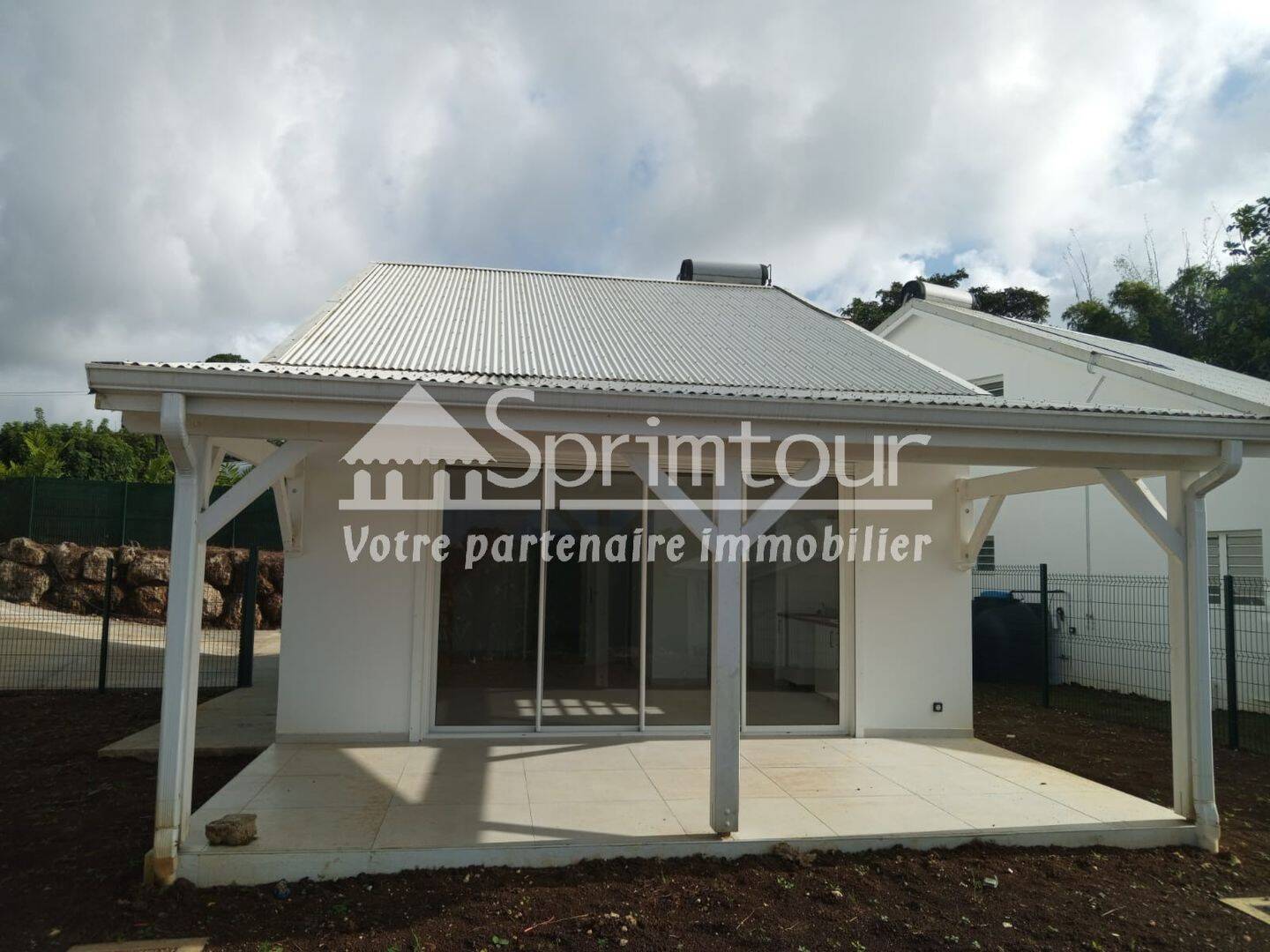 Maison à louer, 96m², PETIT BOURG