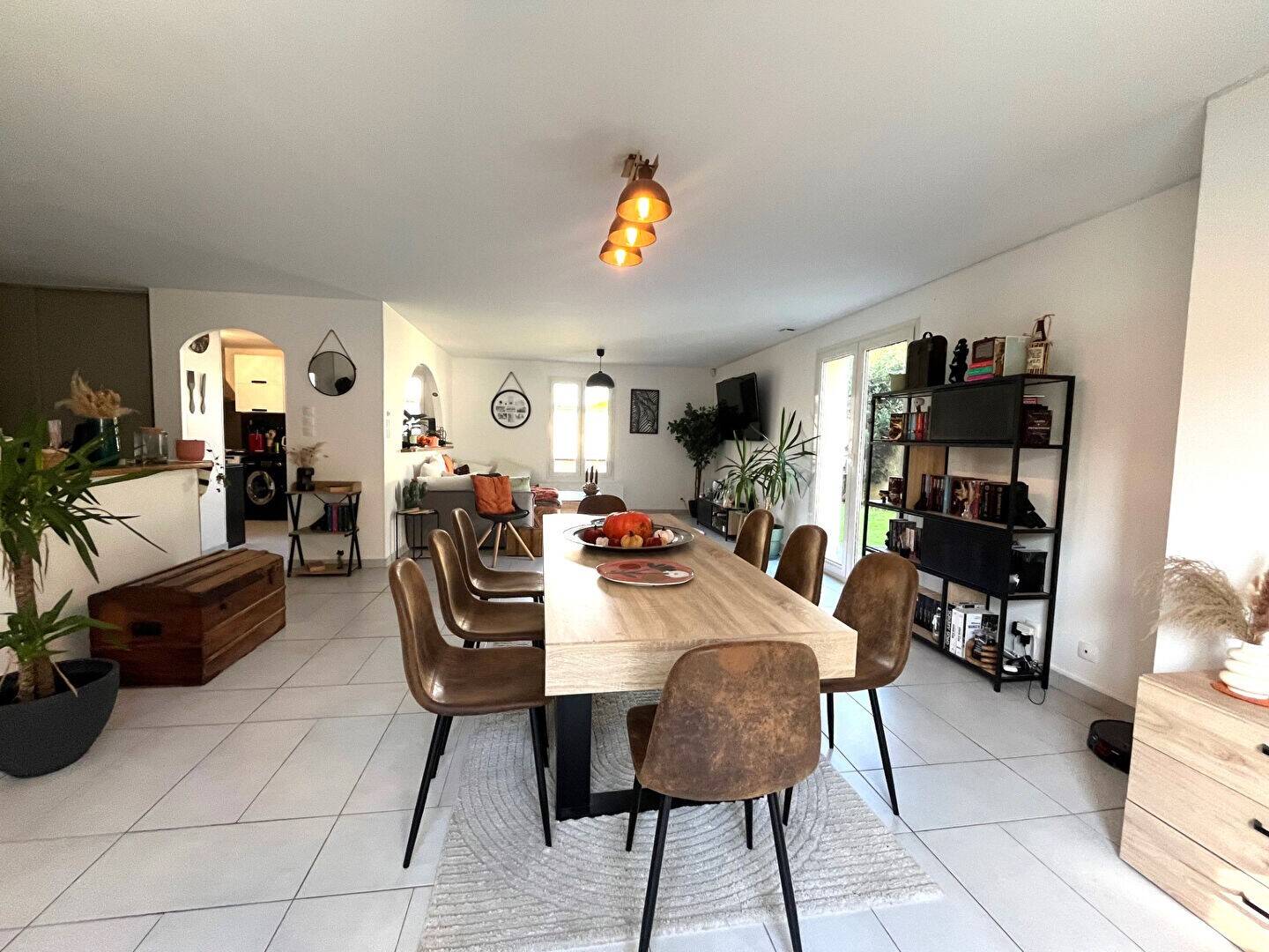 Maison à vendre, 131m², NEUILLY EN THELLE